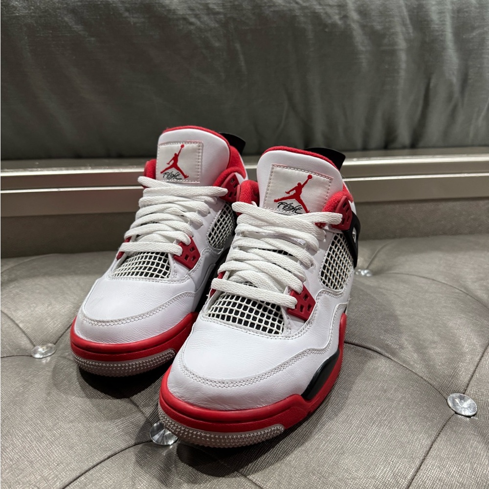 Air Jordan 4 Retro Fire Red